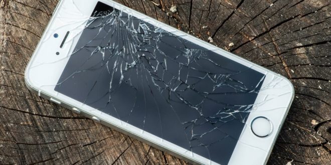Cara Mengatasi HP iPhone Pecah atau Rusak